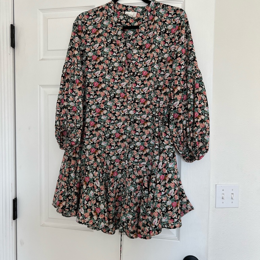 Short dress